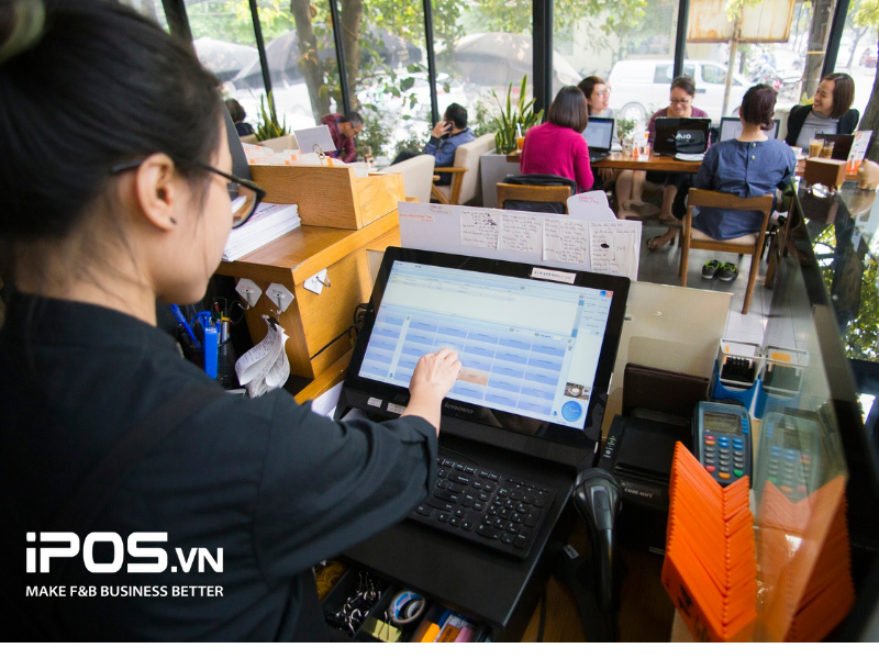 Sự trợ giúp của công nghệ giúp nhà hàng, quán cafe tiết kiệm chi phí nhân sự 