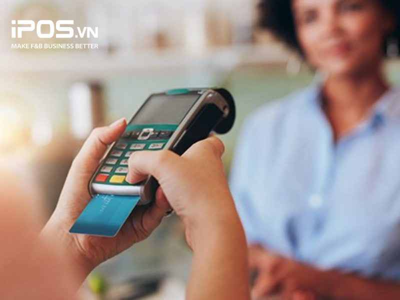 Khách hàng hiện nay ưa thích các hình thức thanh toán thẻ ATM hoặc ví điện tử