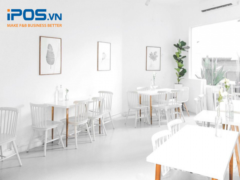 Không gian quán cafe với sắc trắng tinh khôi