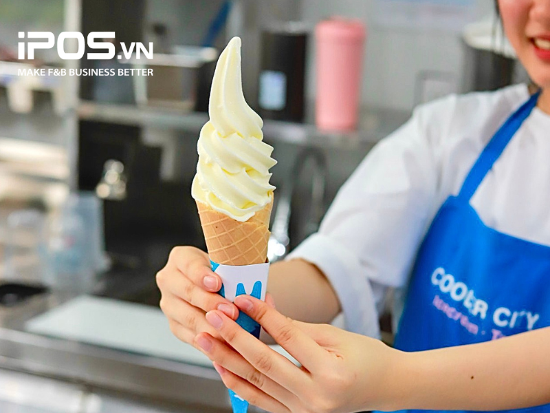 Cooler City bán kem với giá 9.000 đồng/chiếc để cạnh tranh với Mixue
