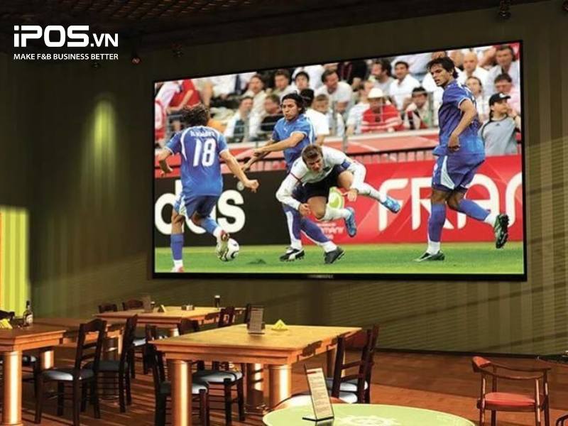 Mở quán cafe bóng đá với số vốn 30 triệu thì cần chú trọng đầu tư vào hệ thống máy chiếu, âm thanh