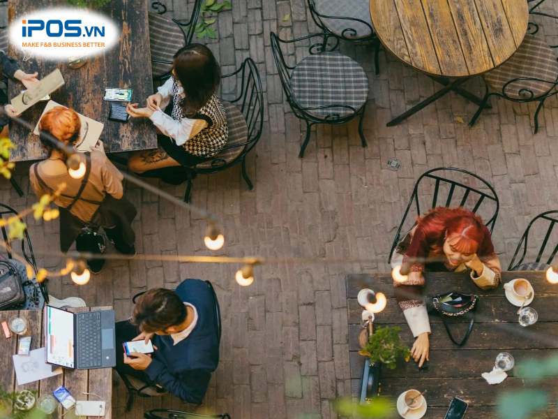 mo-quan-ca-phe-xuyen-Tet-3