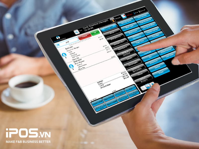 Máy tính bảng order cần được vệ sinh thường xuyên và cẩn thận