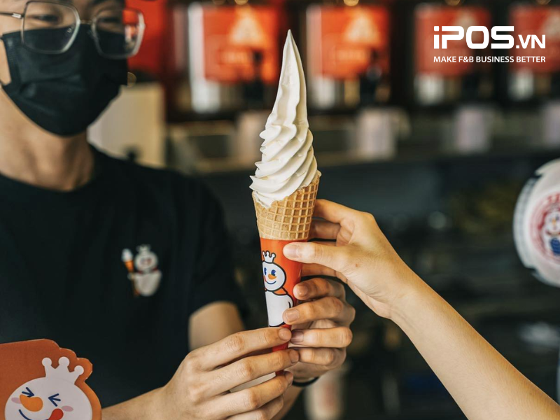 Mixue cán mốc 1000 cửa hàng