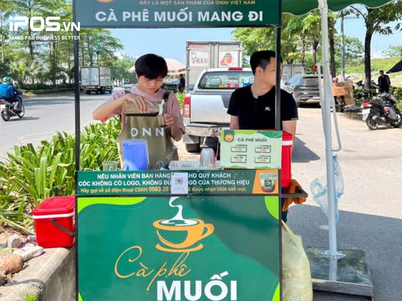 Món ăn kinh doanh vỉa hè