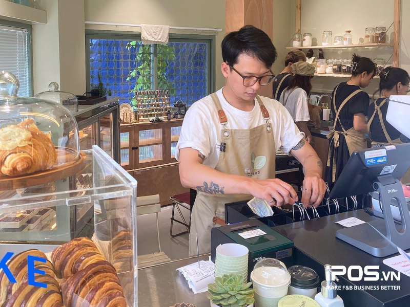 Review Two Trees Cafe