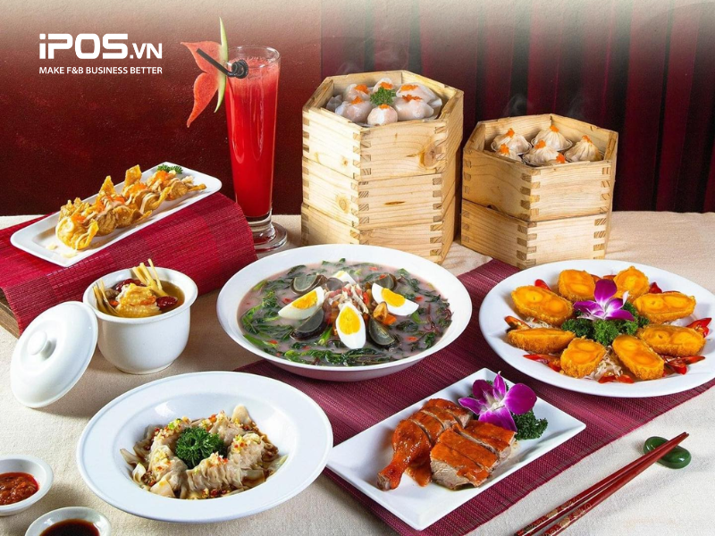 tổ chức tiệc tất niên