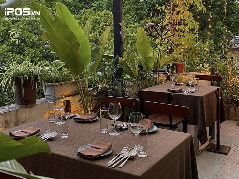 nhà hàng lãng mạn tỏ tình