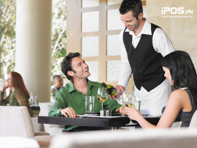 thuyet-phuc-khach-hang-kho-tinh