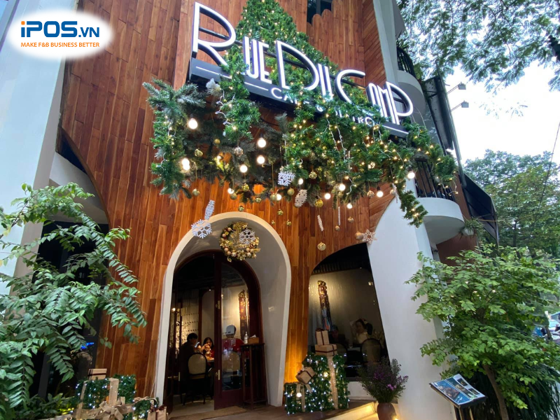 nha-hang-trang-tri-giang-sinh