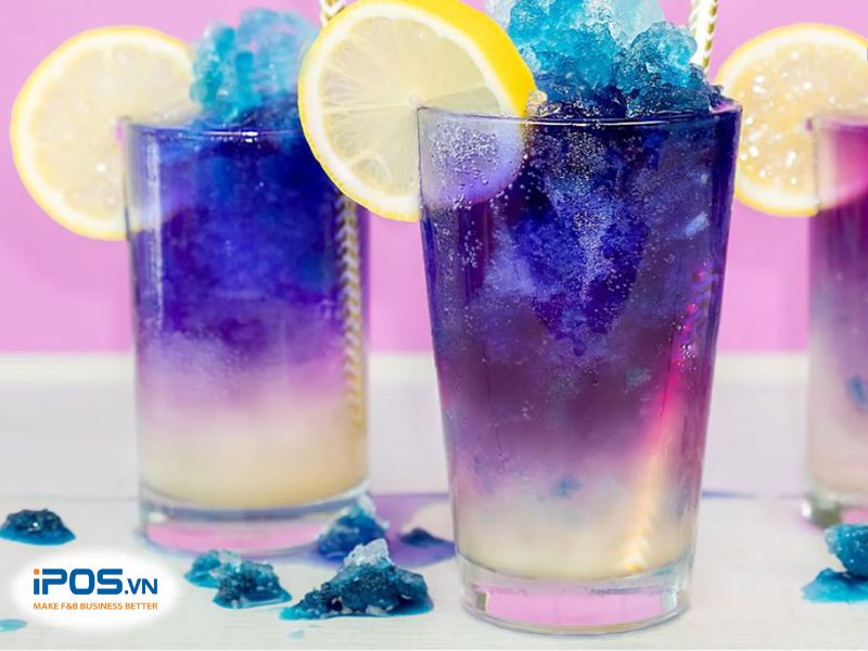Đồ uống mùa Halloween: Magic Butterfly Pea Lemonade - Trà Chanh Hoa Đậu Biếc Ma Thuật