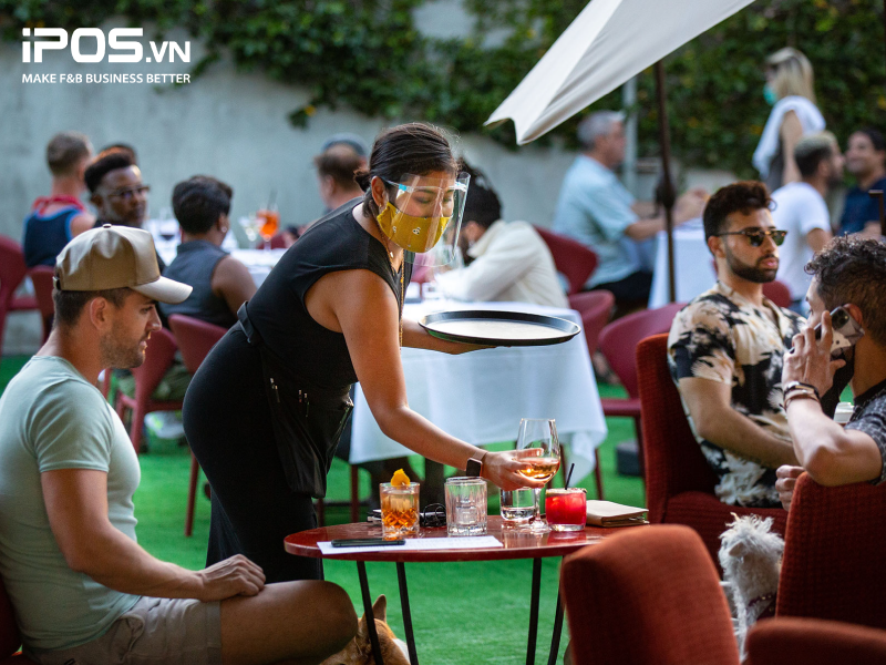 Mô hình dùng bữa không tiếp xúc có thể giúp nâng cao năng suất làm việc của nhân viên