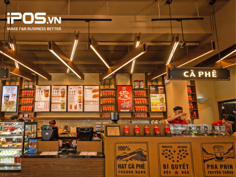 Highlands Coffee là thương hiệu tạo được sự “gợi nhớ” mạnh mẽ trong tâm trí khách hàng 