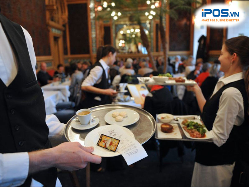 Phục vụ phải luôn tinh tế và thấu hiểu khách hàng