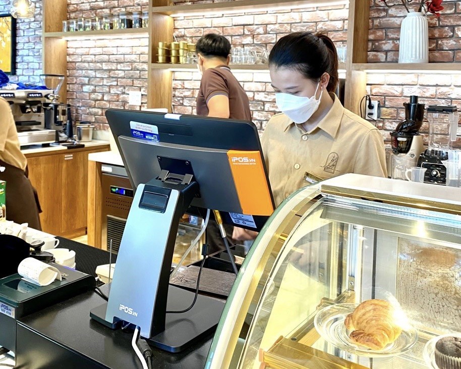 Thông cáo báo chí: iPOS.vn phủ cam mọi ngóc ngách, đưa cafe cóc lên đời công nghệ