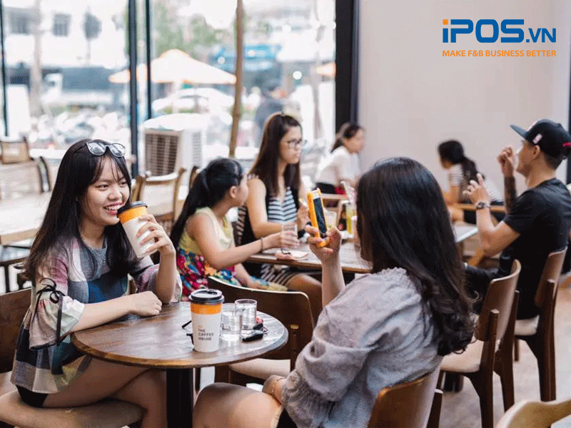 đối tượng khách hàng mục tiêu của quán cafe