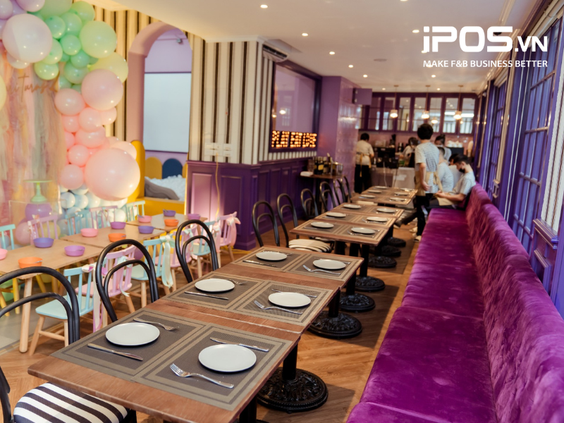 Doo Doo Premium Kids Cafe có tông màu tím pastel khá bắt mắt 