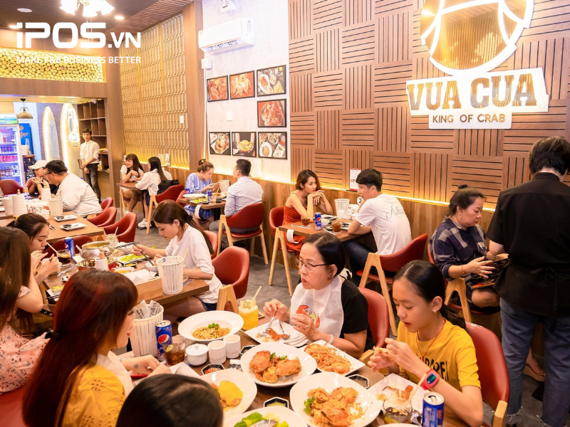 Bạn cần xác định đối tượng khách hàng mục tiêu khi kinh doanh nhà hàng 