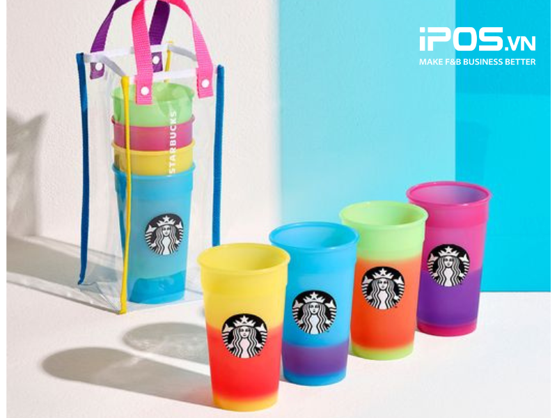 Bộ ly Reusable Cup đổi màu khiến những món nước mát lạnh trông "ngầu" hơn dưới ánh nắng hè nhiệt đới