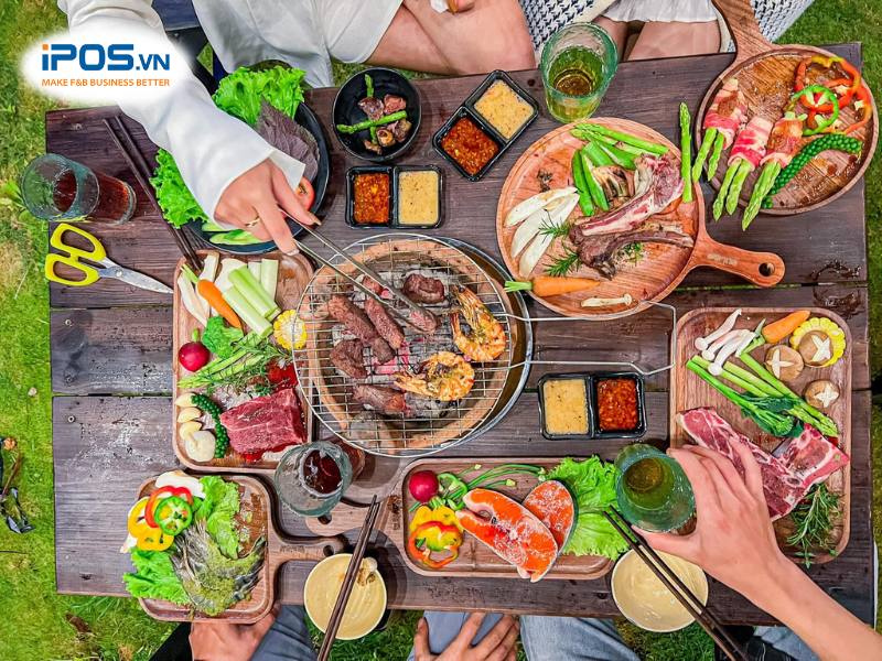 Nhờ có tiềm năng kinh doanh “sáng cửa”, nhiều chủ đầu tư đã lựa chọn kinh doanh mô hình quán nướng ngoài trời