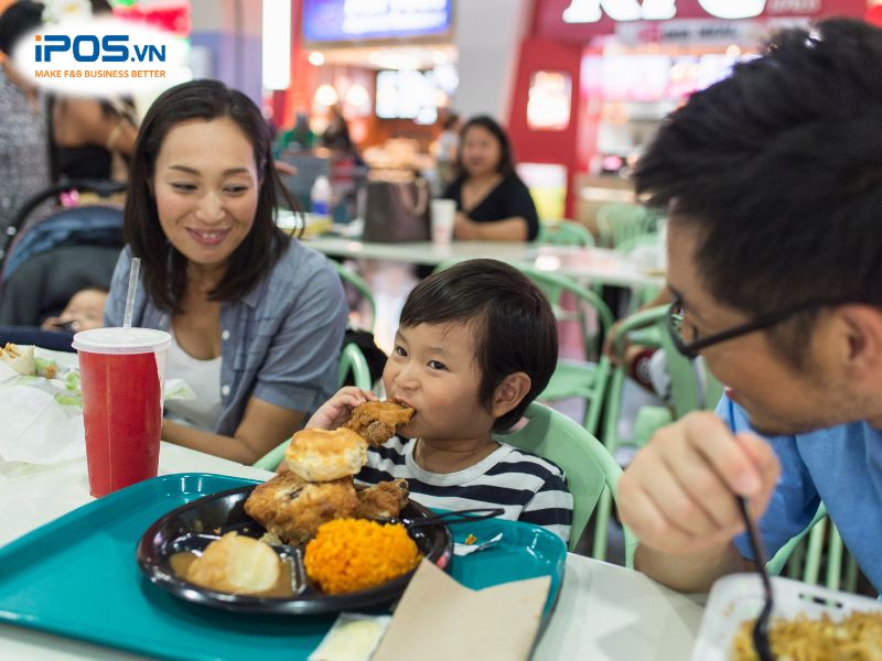 Mở nhà hàng trong trung tâm thương mại vẫn hứa hẹn là “mảnh đất màu mỡ” cho các chủ đầu tư.