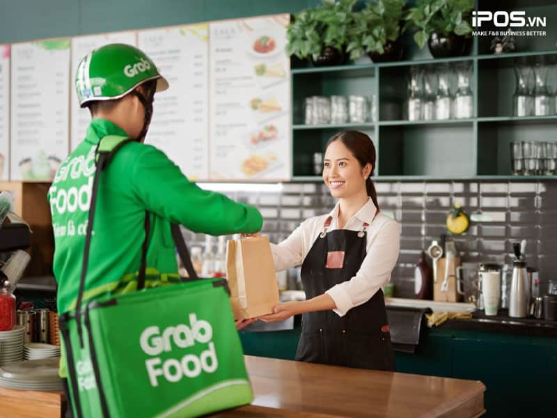 Ship cơm tận nơi cho khách hàng