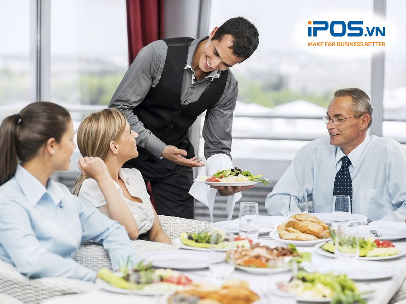 Tiết kiệm chi phí nhân sự để nâng cao lợi nhuận cho nhà hàng buffet