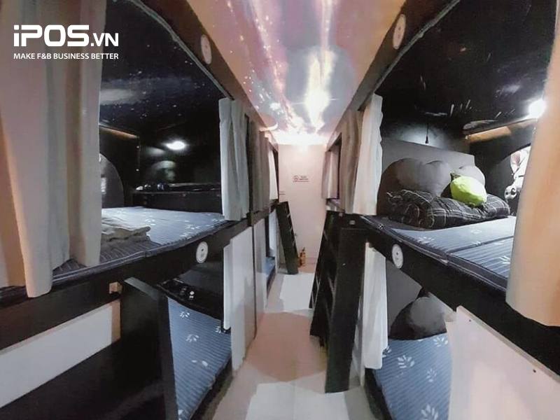 1998 Coffee có 12 cabin giường nằm riêng biệt trang bị đầy đủ tiện nghi