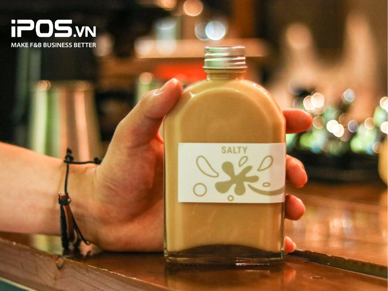 Cà phê muối đóng chai của Inside Roastery có hương vị chuẩn gốc Huế