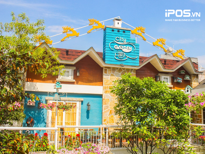 City Garden Cafe là quán cafe cây xanh nổi tiếng tại Sài Gòn. 