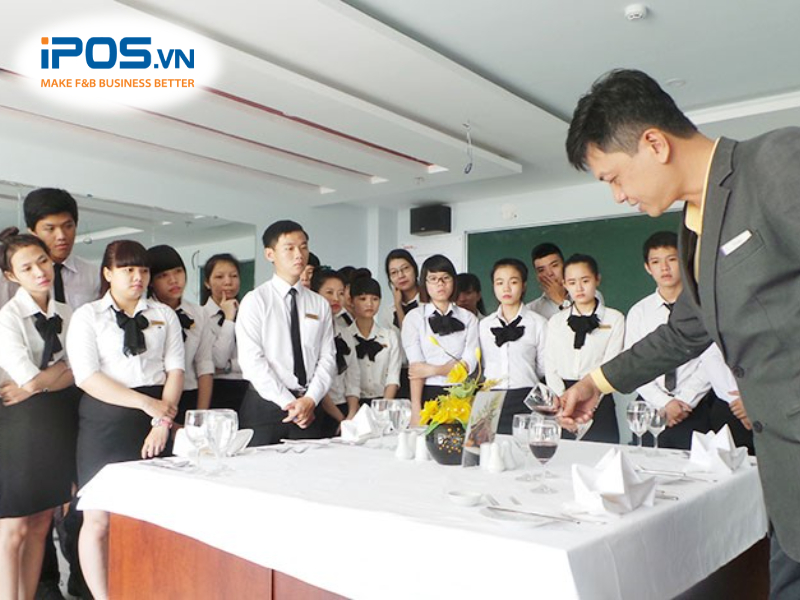 phong-van-nhan-vien-nha-hang-5