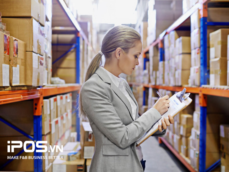 Nhân viên phải thực hiện kiểm kê kho nhà hàng định kỳ 