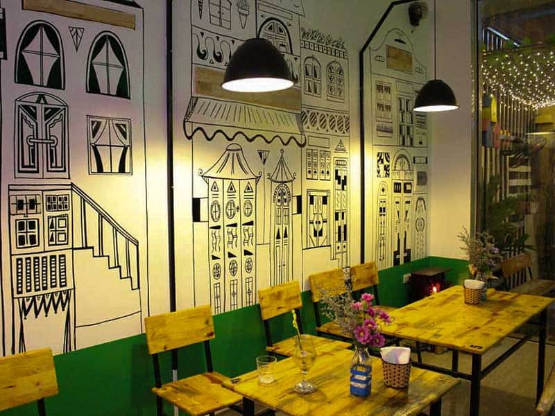 Tranh trong trang trí quán cafe