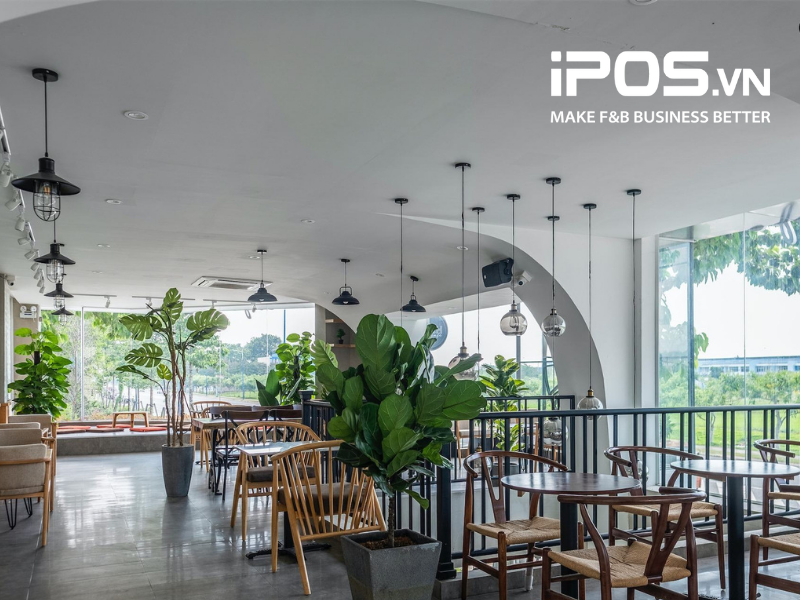 Các cửa kính trong quán cafe không nên lắp đặt đối diện nhau