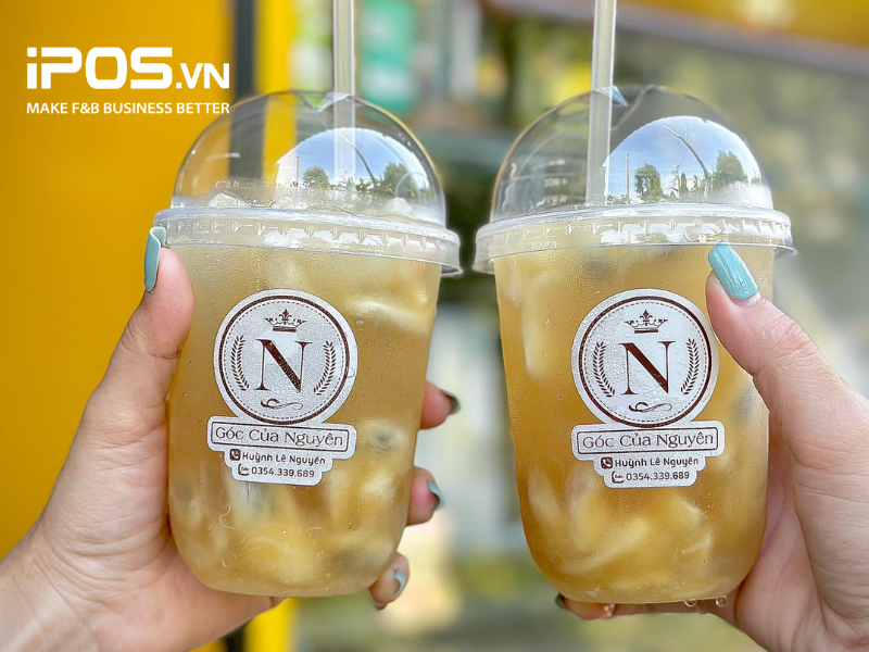 Trà mãng cầu đang là món “bán chạy” nhất các quán xá trong những ngày qua 