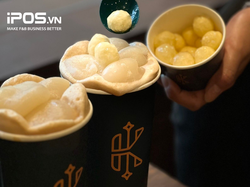 Khách hàng có thể thưởng thức trà sữa đậm vị của Katinat với đa dạng topping hấp dẫn